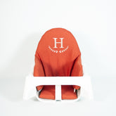 Harf Nakışlı Mama Sandalyesi Minderi Crimson