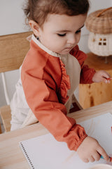 Cleo Uzun Kollu Beslenme & Aktivite Önlüğü 1-3 yaş - Kiremit