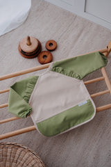 Cleo Uzun Kollu Beslenme & Aktivite Önlüğü 1-3 yaş - Yeşil