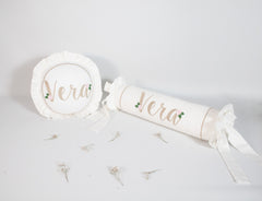 Çiçek Nakışlı İsimli Bebek Yastığı