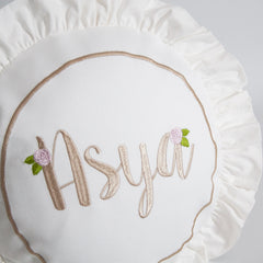 Çiçek Nakışlı İsimli Bebek Yastığı