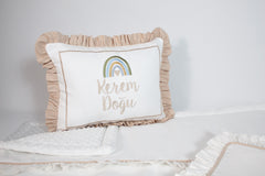 Gökkuşağı Nakışlı İsimli Bebek Yastığı